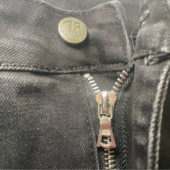 Philipp Plein Amiri Jeans Men’s Patch Distressed faded black and grey Jean SZ 38 - Picture 9 of 17